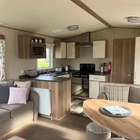 Tattershall Lakes Kingfisher Caravan 8 Berth With Hot Tub & Wifi Exterior photo